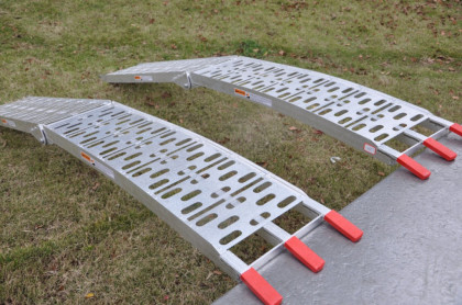 Hliníkové nájezdy s nosností 680 kg pár - LR001