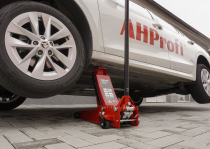 Pojízdný nízkoprofilový zvedák BRUTUS, 2,5 t - AH8300