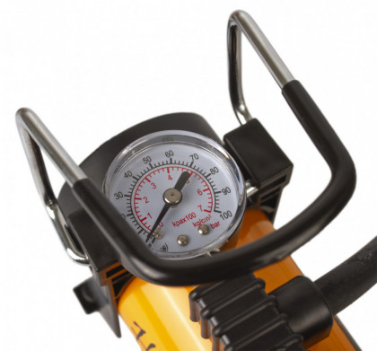 Mini kompresor do auta 12V - HT690004