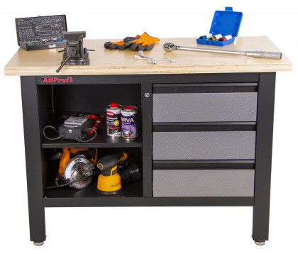 Ponk se třemi zásuvkami a policí