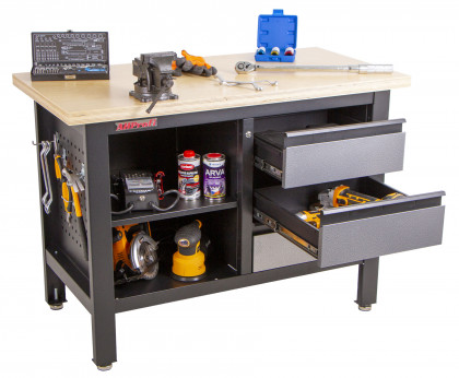 Ponk se třemi zásuvkami a policí