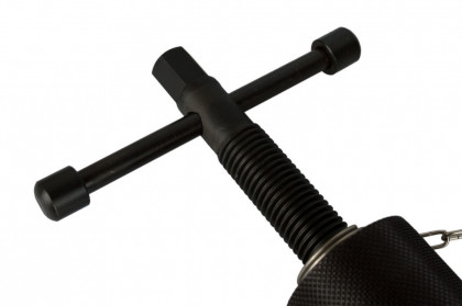 Přípravek na seřízení třmene zadní brzdy VW a Audi