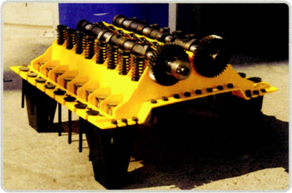 Organizér motorových součástek