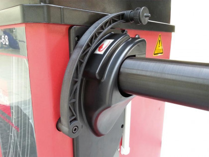 Vyvažovačka kol 10" - 28" CB68, automat 3D - F16114