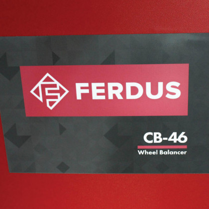 Vyvažovačka nákladních kol 8" - 35" CB46, automat 2D - F16124