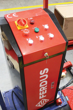 Nůžkový zvedák 3t SF-L3000, hydraulický - F1705