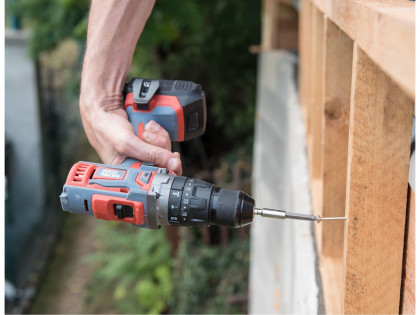 Vrtací šroubovák aku s příklepem SHARE20V, 20V Li-ion (2×), 2000mAh