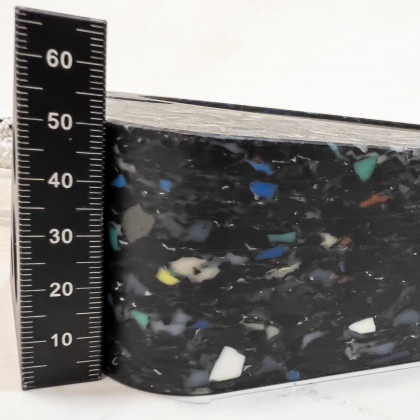 Černá plastová čtvercová podložka pod patku - 40 x 40 x 5 cm