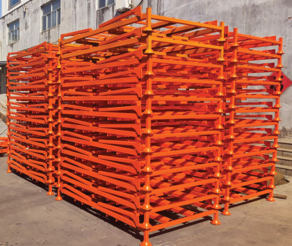 Průmyslový regál na pneumatiky osobních automobilů, 800 kg