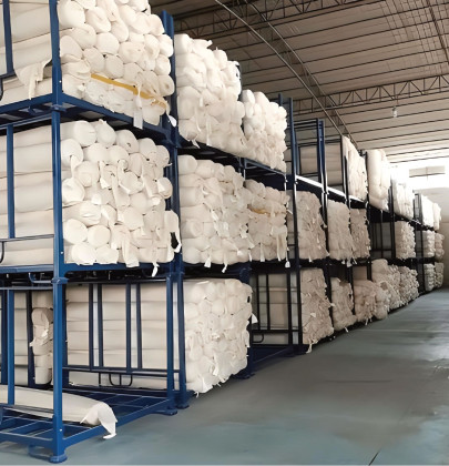 Průmyslový regál na skladování pneumatik a materiálu, 1000 kg