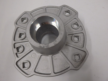 Blade pulley hub