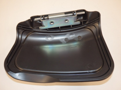 Side cover assembly