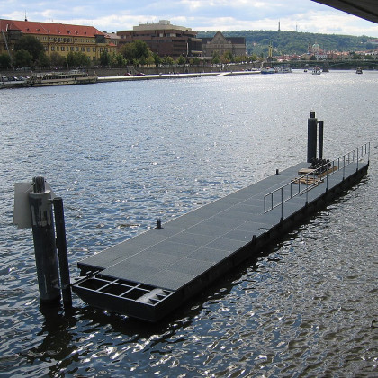 Ocelový pozinkovaný svařovaný podlahový rošt (30/3, 34/38) FLOMA - 30 x 100 x 3 cm