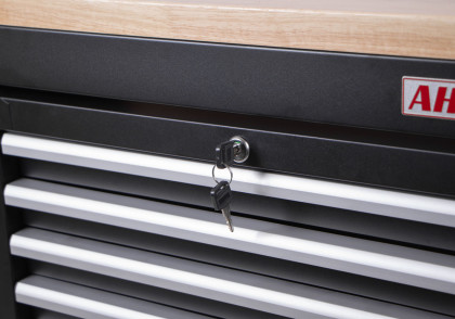 Pracovní stůl do dílny se závěsnou skříňkou, 5 zásuvek - AH1576