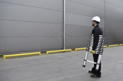 Hliníkový teleskopický žebřík, 13 stupňů, 3,8 m, max. zátěž 125 kg