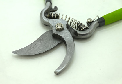 Nůžky zahradní 210mm bypass