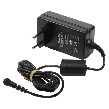 AC ADAPTÉR CE