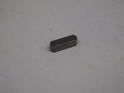 Klínek 6x6x20 mm