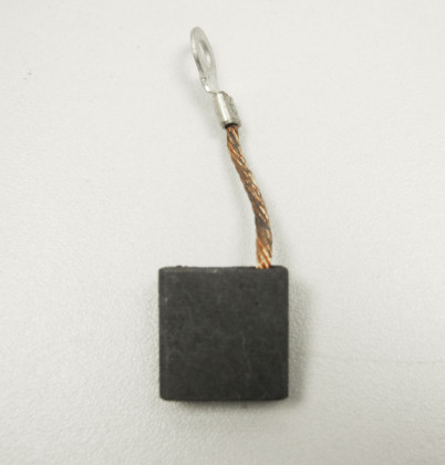 Uhlík motoru MB 754/502/1204, MTS 356 pos.54 (1 kus)