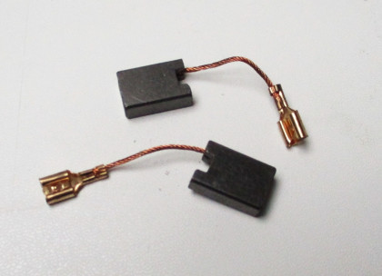 Uhlíky motoru pro pokosovou pilu KGZ 305 E