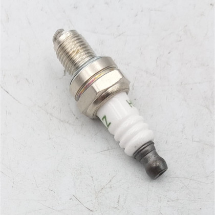 Zapalovací svíčka CMR6H